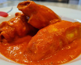 Foto del paso 9 de la receta: Rollitos de pollo y jamón en salsa de pimientos del piquillo