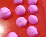 Foto langkah ke 3 dari resep Klepon Buah Naga.