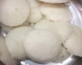 A picture of step 2 of Idli with gun powder.