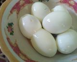 Foto langkah ke 1 dari resep Semur telor kencur.
