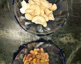 A picture of step 1 of Kaju pista shake.