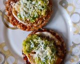 A picture of step 5 of Mini jowar pizza bites.