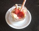 A picture of step 5 of Custard with strawberry sauce.
