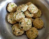 A picture of step 1 of Sabudana Vada.