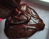 Foto langkah ke 5 dari resep Brownis Sekat ukuran 20x20.