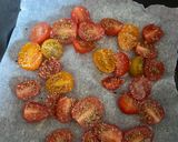 Une image de l'étape 2 de Tomates à la provençale à l’air fryer.