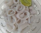 Foto langkah ke 1 dari resep Cumi Goreng Tepung Crispy.
