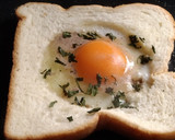 Foto langkah ke 2 dari resep Egg Toast.
