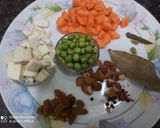 A picture of step 2 of Phulkari pulao.