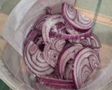 Savanyított lilahagyma (gyors)🧅 recept fázis 2 fotója