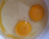 Foto langkah ke 2 dari resep Telur Dadar Gobal Gabul.