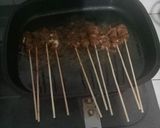 Foto langkah ke 4 dari resep Sate Ayam Bumbu Kecap Simple.