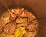 Foto del paso 1 de la receta: Conejo con patatas y alcachofas