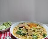 Foto langkah ke 5 dari resep *Seblak Mie Khas Bandung* dengan mie lemonilo.