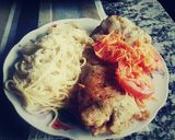 Foto del paso 7 de la receta: Marineras de lomito con fideo y ensalada de tomates..