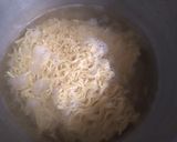 Foto langkah ke 1 dari resep Mie Telur Simpel.