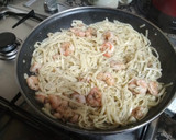 Foto del paso 4 de la receta: Tallarines con gambas. Fácil y rápido