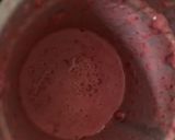 A picture of step 1 of Strawberry Shake.