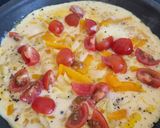 A picture of step 5 of Meat free western omelette.
