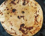 A picture of step 5 of Potato Onion Paratha.