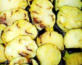 صورة لخطوة 1 من وصفة مسقعه 🍆🥔