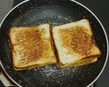A picture of step 3 of Avocado cheese sandwich.