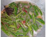 Foto langkah ke 3 dari resep Oseng Kacang Panjang Tahu Ayam.
