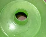 Foto langkah ke 3 dari resep Wadai Bingka Pandan Kukus.