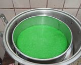 Foto langkah ke 6 dari resep Mochi Pandan Isi Kacang.