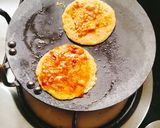 A picture of step 6 of Oats Uttapam 😋(small oats uttapam).