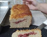 Foto do passo 3 da receita de Pão de Aipim com linguiça