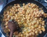 Foto del paso 2 de la receta: Garbanzo con espinaca al curry