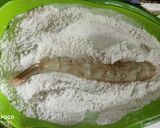 टेंपुरा चिंगरी/ईबी फ्राय (tempura chingari recipe in marathi) रेसिपी स्टेप 5 फोटो 