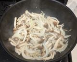 A picture of step 3 of Cream Stew with Boneless Chicken Thigh.