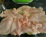 Foto del paso 2 de la receta: Pastel de pollo, jamón serrano, calabacín y quesos ✌