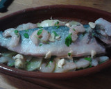 Foto del paso 3 de la receta: Lubina con gambas al horno en dos tiempos