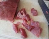 Foto del paso 1 de la receta: Cerdo agridulce y curry