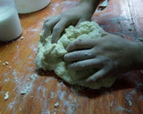 Foto del paso 6 de la receta: Ñoquis caseros con salsa de pollo