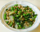 பாசி பயறு, பச்சை பட்டாணி, கேல் கூட்டு ரெசிபி ஸ்டேப் 6 புகைப்படம்