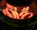 Foto del paso 2 de la receta: Salchichas con puré de patatas