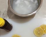 Foto langkah ke 1 dari resep 195. Air Kelapa, Lemon dan Madu.