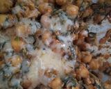 A picture of step 6 of Cheesey spinach chickpeas.