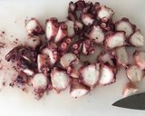 Foto del paso 2 de la receta Salpicón de pulpo y langostinos