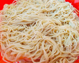 Foto del paso 2 de la receta: Fideos salteados con verduras y seitán