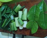 Foto langkah ke 1 dari resep Udang cumi saus padang.