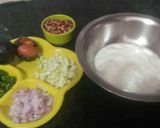 A picture of step 1 of Roasted peanuts and tomato raita.