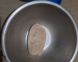 A picture of step 2 of Lilava kachori.