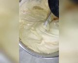 A picture of step 4 of Vanilla cupcakes.