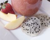 Foto del paso 2 de la receta: Licuado de Pitahaya, Frutilla y Manzana