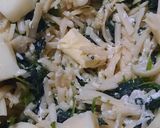 Foto del paso 5 de la receta: Fideos con espinacas y 3 quesos